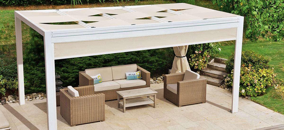 Kube pergola in alluminio bianco con tetto in membrane in pvc intrecciato